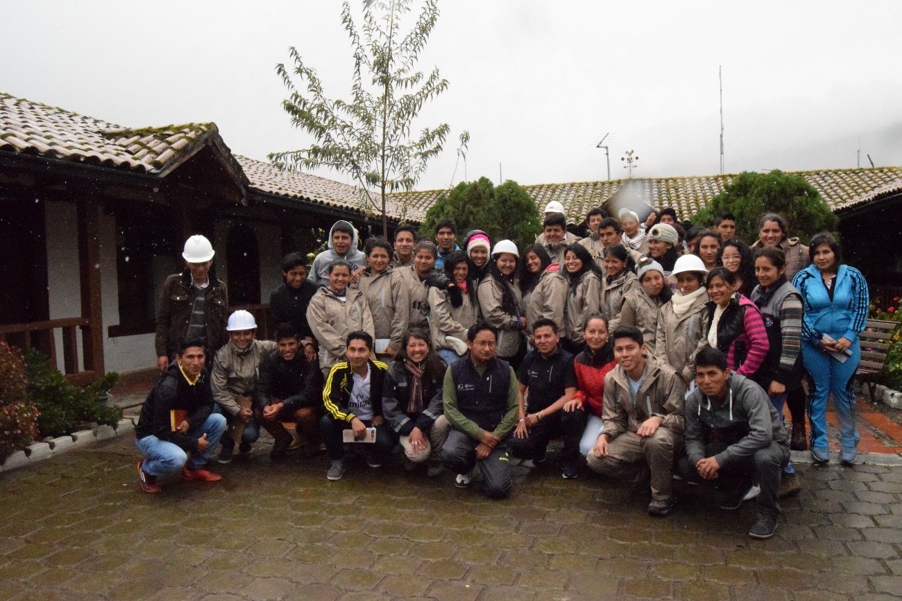 Estudiantes de la Universidad de Bolívar visitan el OVT