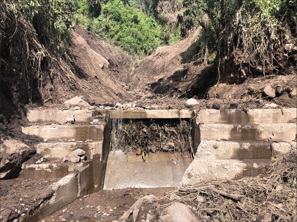 Las obras de mitigación frente a lahares primarios del Cotopaxi, antecedentes y perspectivas.