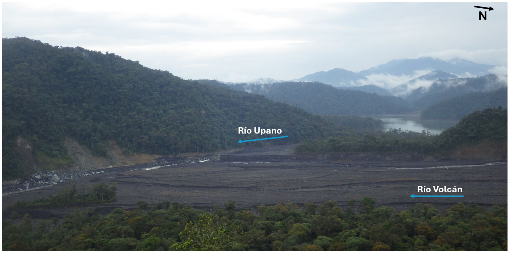 Labores de vigilancia del volcán Sangay